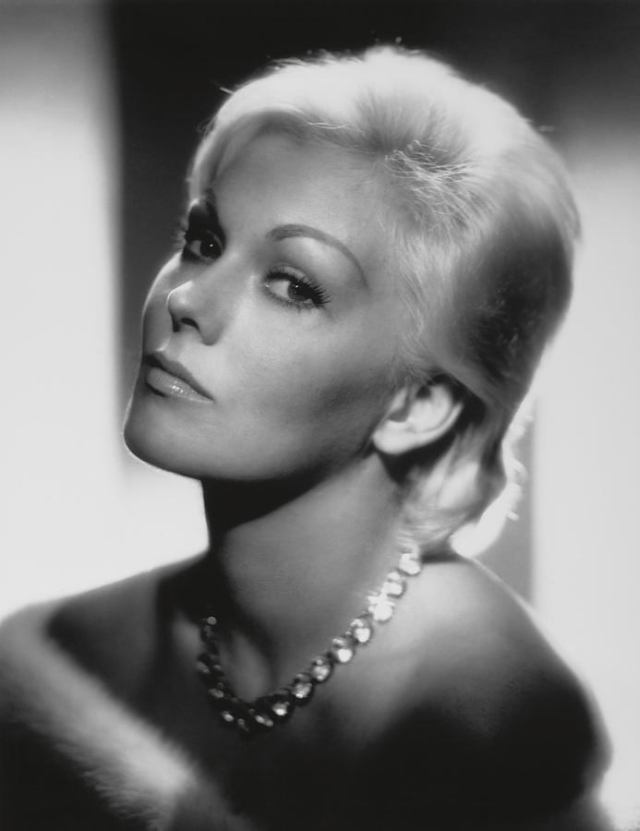 Kim Novak