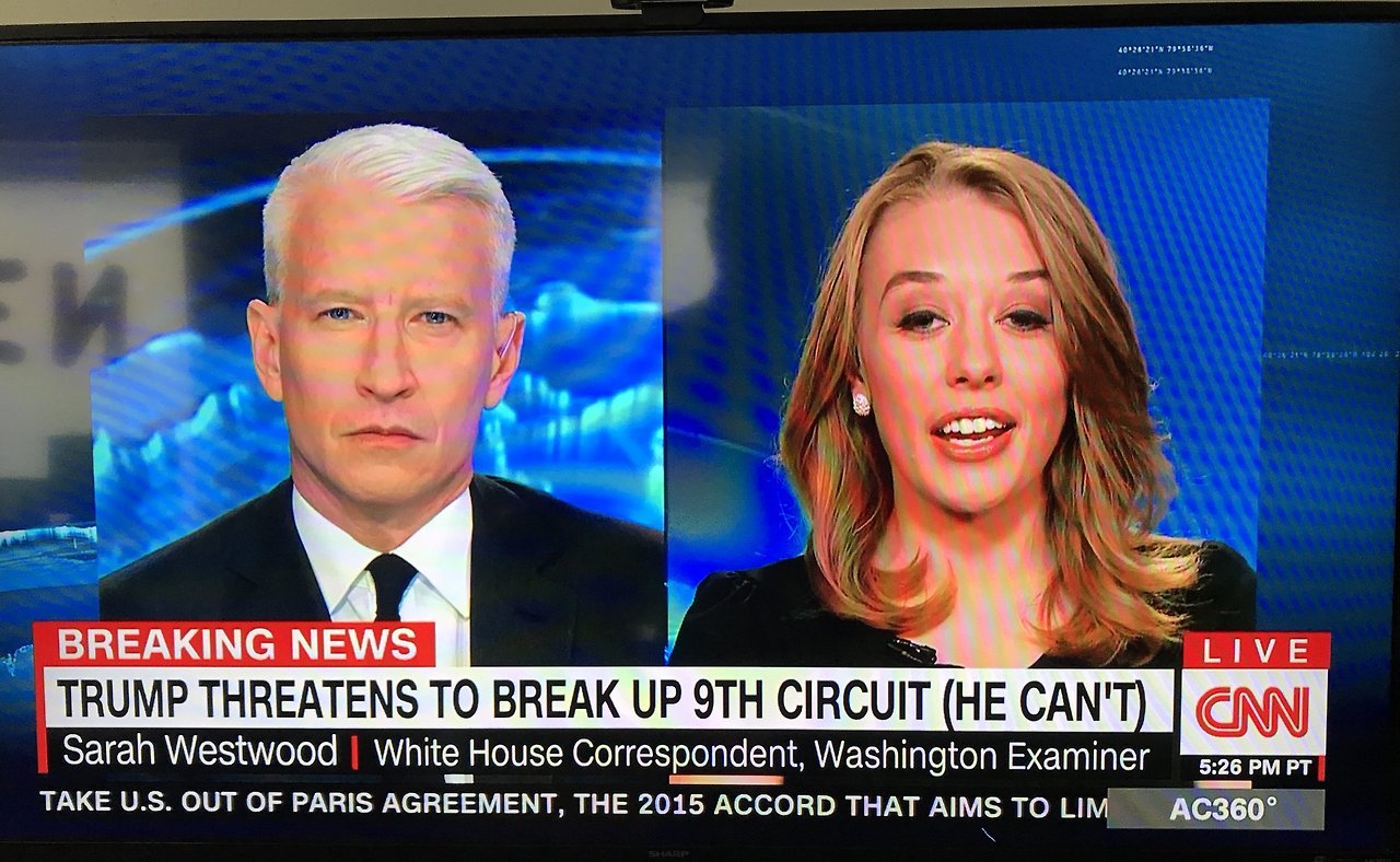 blackexcellence101: Pretty great CNN chyron right now.