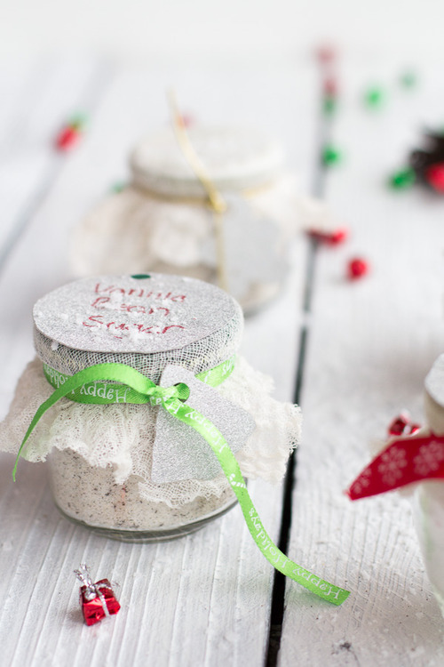Giftable edible Christmas sweets