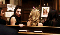 bereensaat:  Friends share secrets. That’s what keeps us close. 