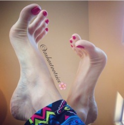 Girl Feet Fetish
