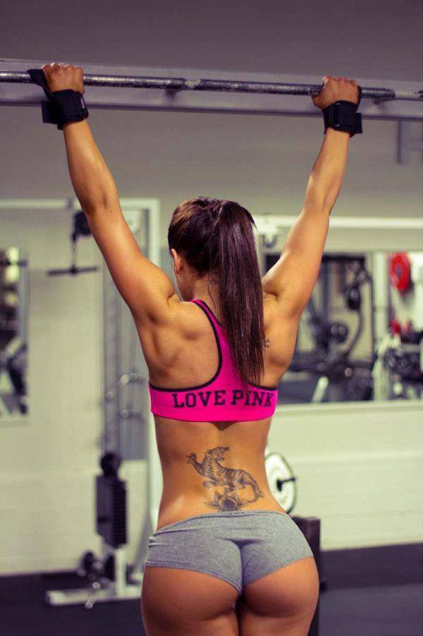 verityofsex:  Would love to watch her workout