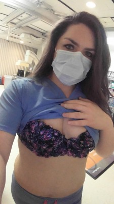 scrubsdecore:  #sexynurse #medical #fetish #scrubs