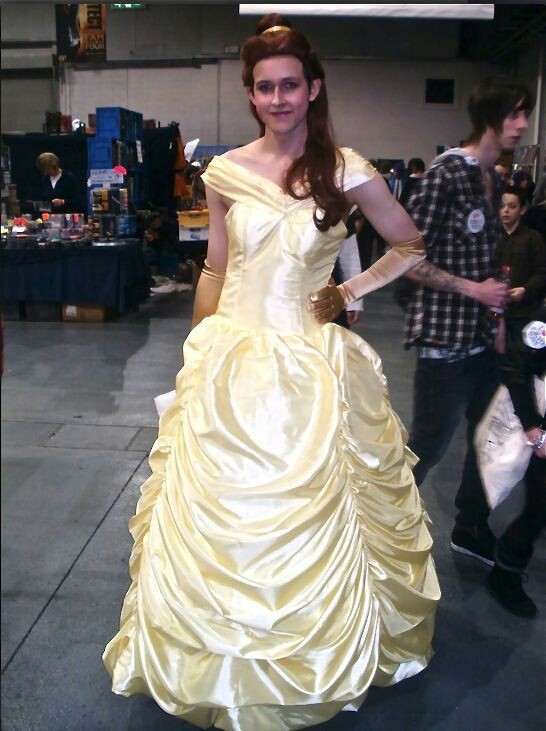 I love the dress