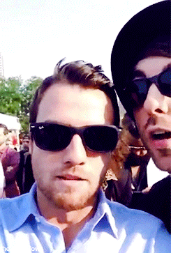 thealltimelows:  All Time Low being buttheads at APMAs. x 