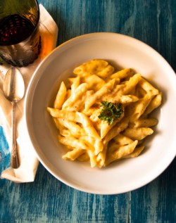 gastronomyfiles:  Mac and Cheese 