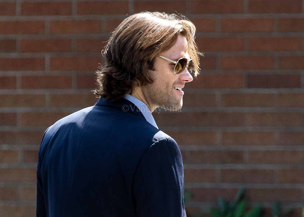 sammyhale: Jared, Jensen, and Alexander on set (x)
