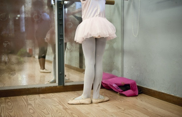 blackpeopledoshittoo:  iluvsouthernafrica:  South Africa: Young ladies train in Ballet