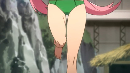 Yuno Gasai barefoot from episode 3 of Future Diary