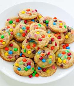 do-not-touch-my-food:  M&M Cookie Bites