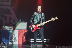 mitch-luckers-dimples:  Pete Wentz - Fall Out Boy - Paris, l’Olympia - 20/08/2013 by Apo [Photographe Alternativ News] on Flickr.