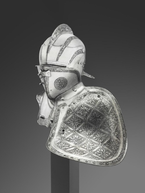 Parts of armor for German joust of war in the open field, crafted by Hans Rosenberger, circa 1560.fr