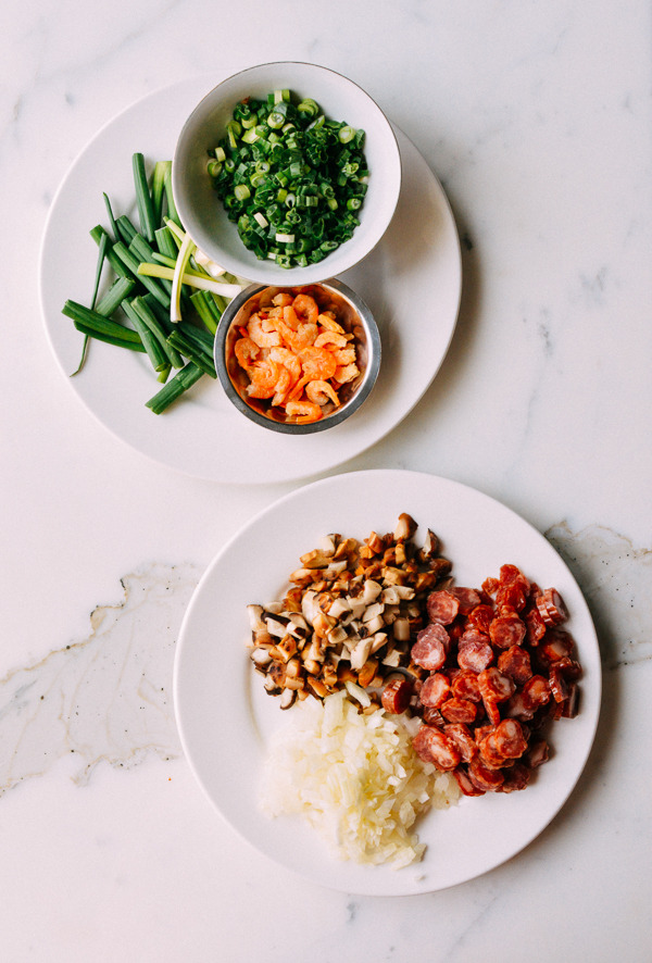 justfoodsingeneral:  Sticky Rice with Chinese Sausage 香肠糯米饭