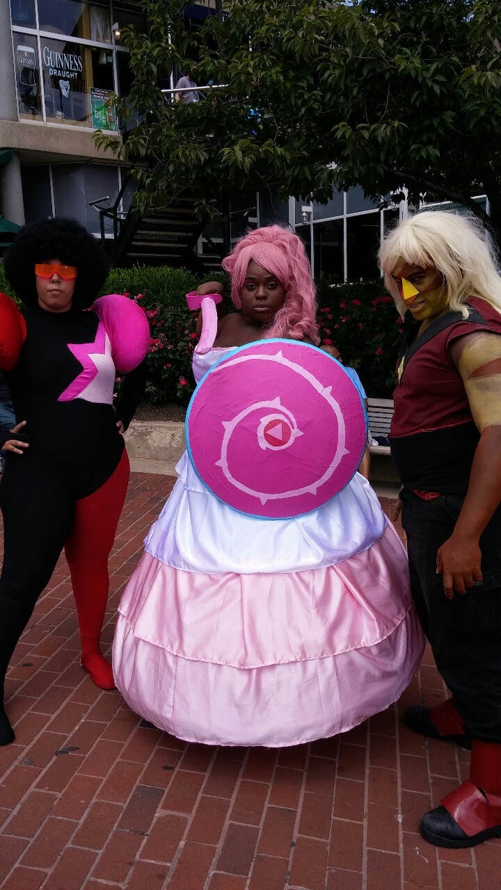 harajukuchic: Sometimes u can Slay a cosplay despite your color,size, and gender.