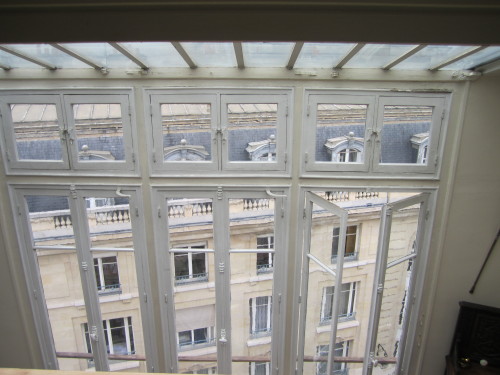 pasteluh:my bed in parismy view in paris