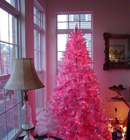 christmas tree on We Heart It.