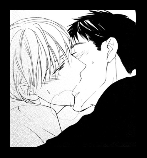himitsuhitori:  A Few of My Favorite Things: Kisses Keep reading