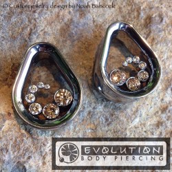 noahbabcock:  Custom #titanium 7/8” teardrop eyelets designed by me and built by #anatometal  