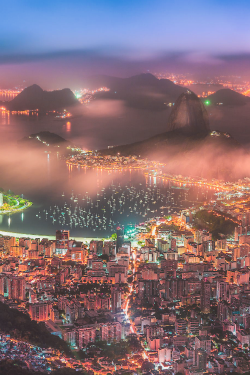 earthlycreations:  Rio de Janeiro, Brazil by Wellington Goulart 