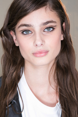 runwayandbeauty:  Taylor Marie Hill - Beauty