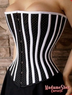 sexy-in-corset:  Corset