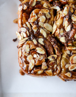 sweetoothgirl:  nutella sticky buns with