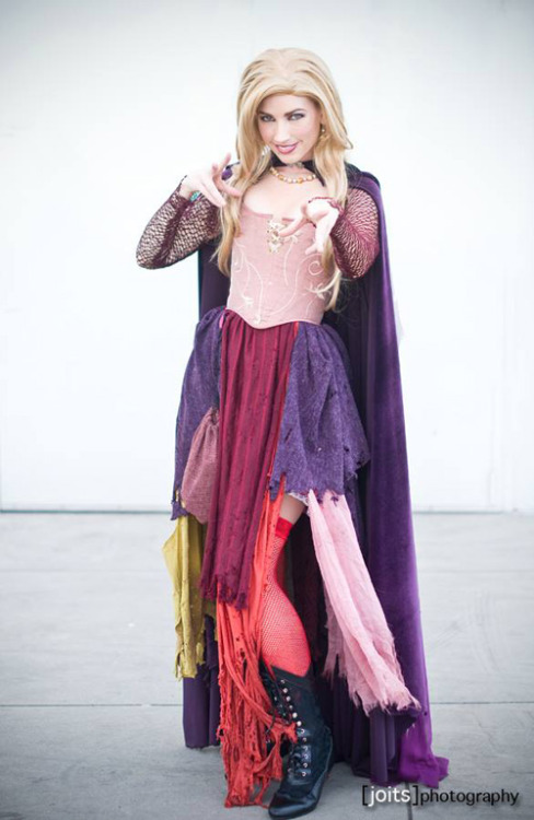 Porn photo thranduart:  cosplayadoration:  Hocus Pocus.