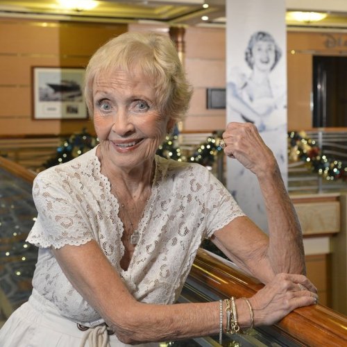 loveolderwomenover70:age 88 !!! Stunning!