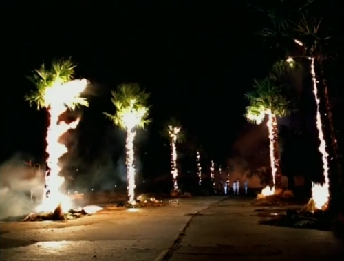 fuckyeahcourtneylove: sonicyouth93: Hole, Malibu (1998) Directed by Paul Hunter. “The theme wa