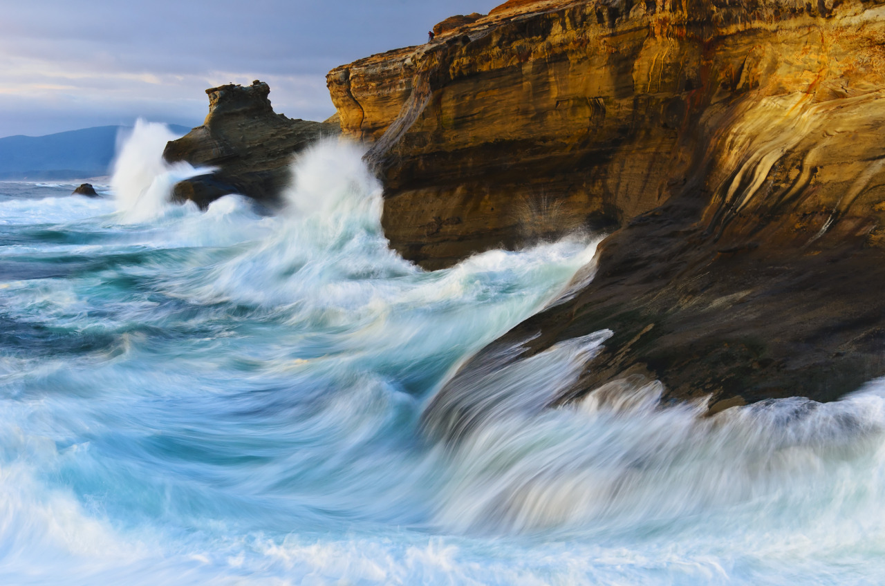 travelingcolors:  The Coast of Oregon (by Bill Ratcliffe) 