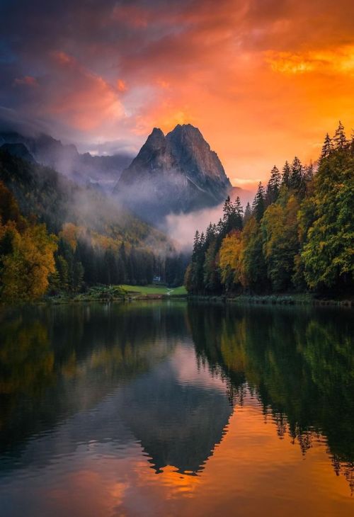 skogsnymfsang:Evening light, Riessersee by Dag Ole Nordhaug