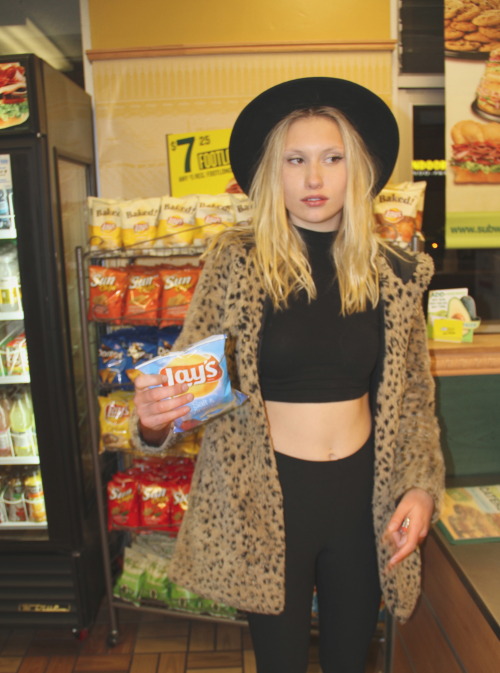 photographyofdavidhanjani:  Beauty And The Cigarette With Mary Rosenberger. Photos By David Hanjani