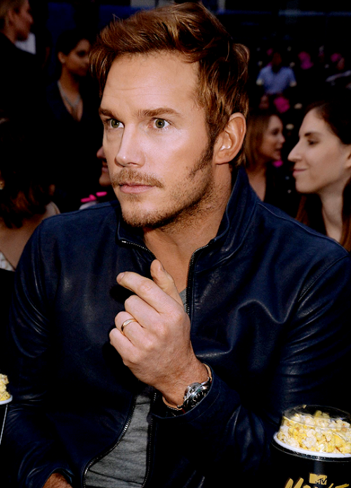 dailychrispratt:Chris Pratt at the 2016 MTV Movie Awards - 9th April 2016