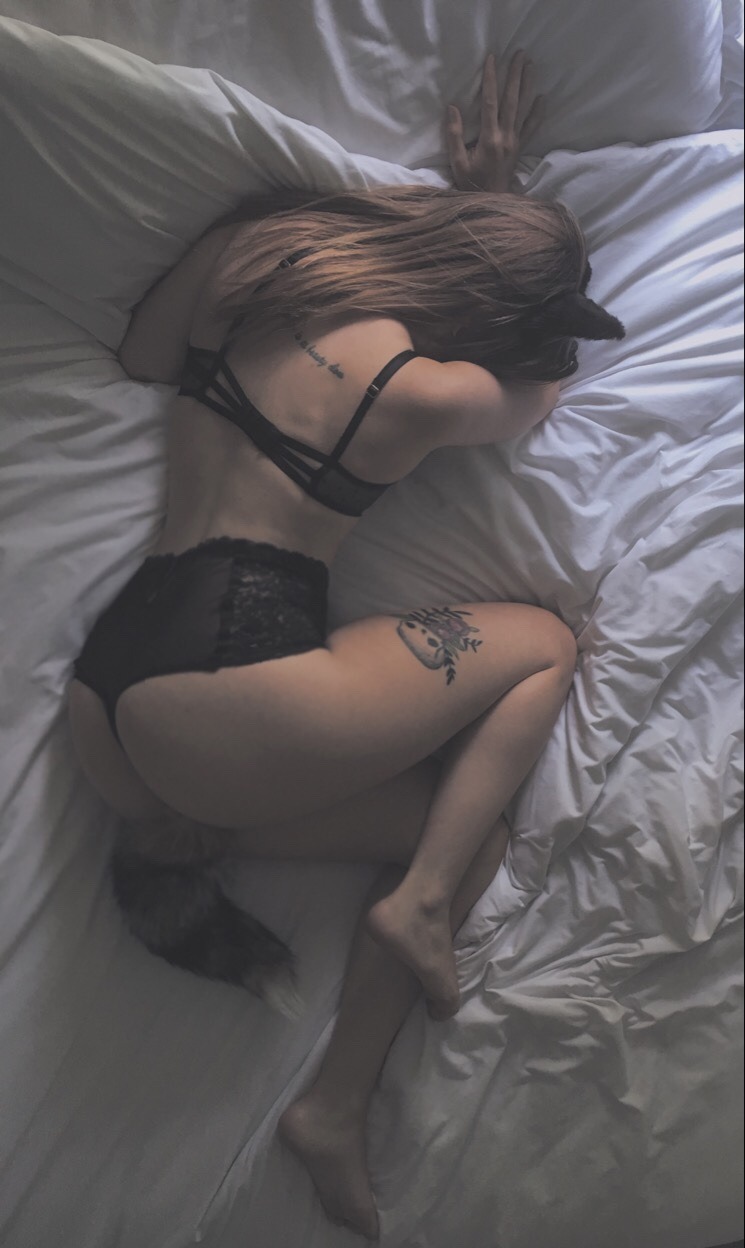 frankiefarber:       FIND MY SLUT ASS ON INSTAGRAM Instagram: frankiefarber Reblog