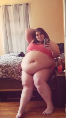 ssbbwkiyomi:  Filming new content!  Clips4sale.com/104098