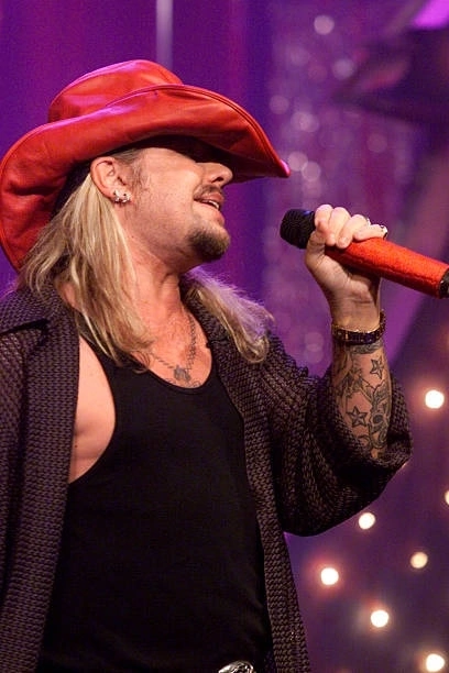 Hey Girl. Now That I Saw The Other One. Do You Have Motley In Cowboy Hats?