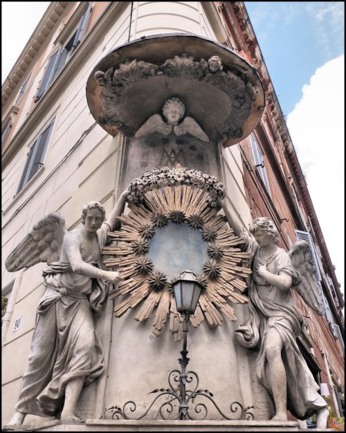 ganymedesrocks:  littlelimpstiff14u2: Small Madonnas Romans call madonnelle (small Madonnas) the tiny shrines (called edicole from the Latin,aedicula , diminutive ofaedes, temple))  hanging on the walls of many old buildings. There are well over 500 of