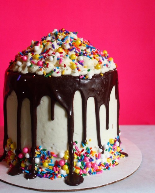 Every time I make a new cake, it&rsquo;s automatically my new favourite This is a 3 layer 6 inch
