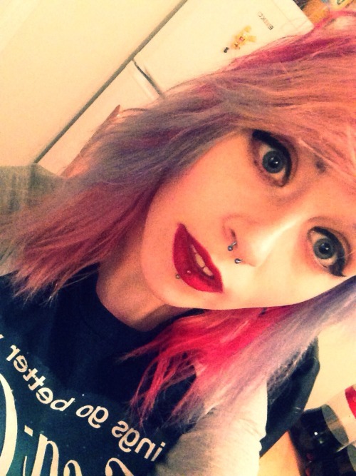 catfartface:  Dyed hair