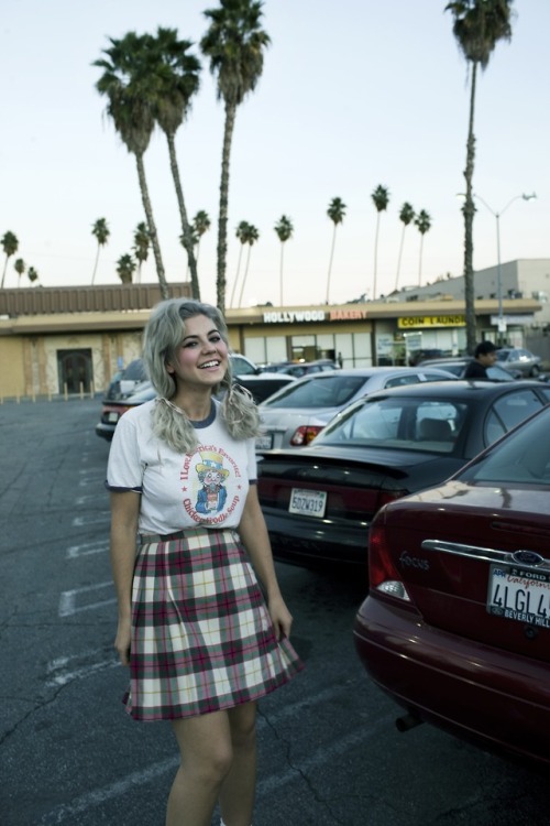 subaruoutbackxt: nuclearseazons:newly leaked marina & the diamonds outtakes from ‘electra heart’