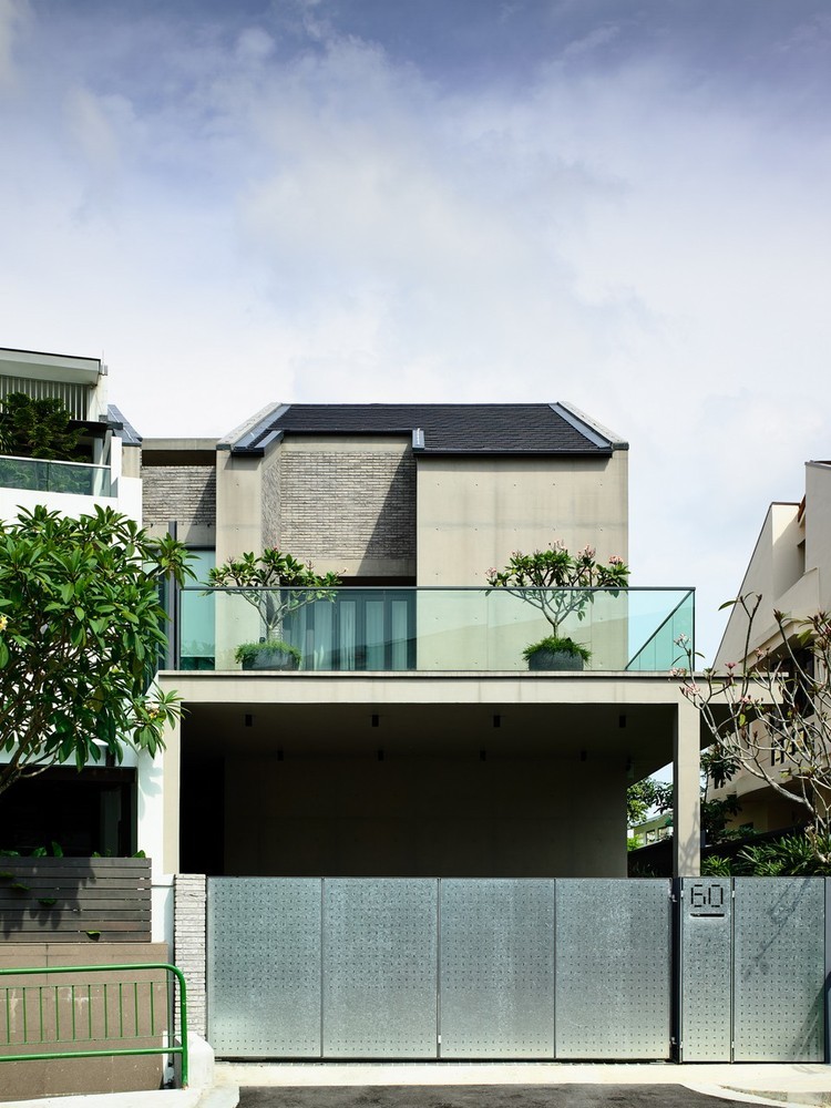 architorturedsouls:  Surprising Seclusion / HYLA Architectsph: Derek Swalwell