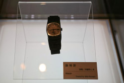 sixpenceee:  A watch belonging to Akito Kawagoe which stopped at 8:15, the exact time of the Hiroshima bombing in 1945. 