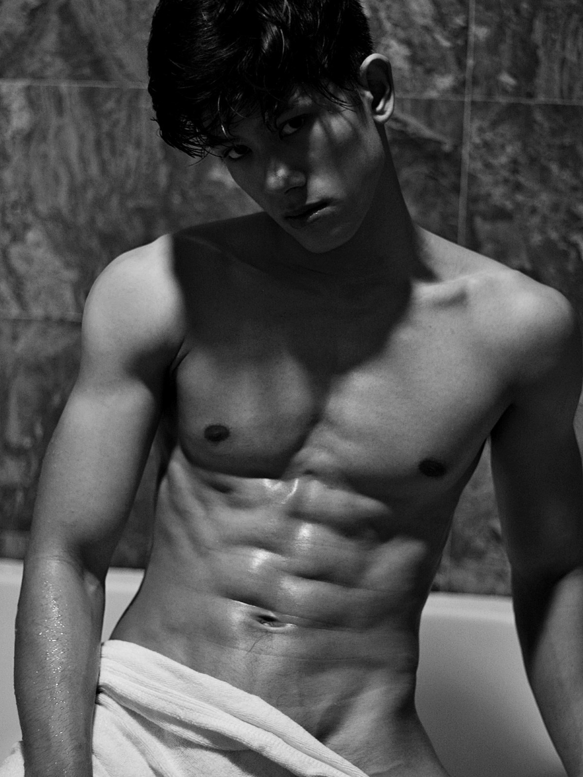 chinkoheartschinko:  Le Trung Luc by Duc Noise 
