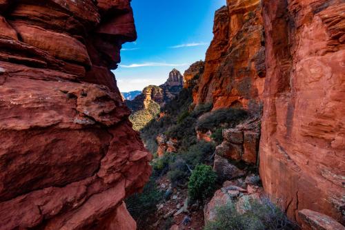 oneshotolive:  Secret View in Sedona, AZ. Devil’s Bridge had a queue, so I just kept climbing. [OC] [2880 × 1922] 📷: karlverkade 