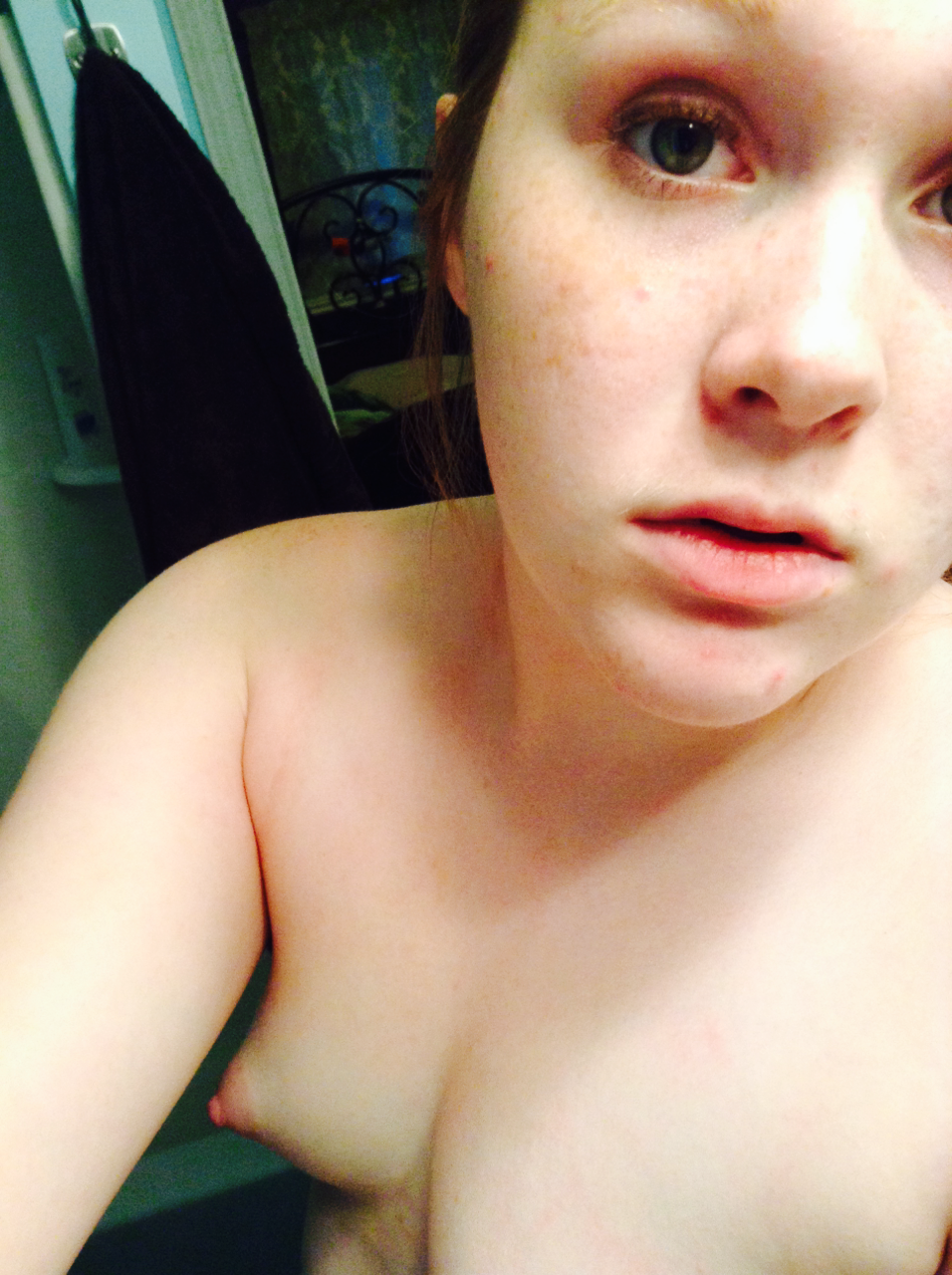 psychoticlittlething:  Currently avoiding responsibilities and I need to go to sleep