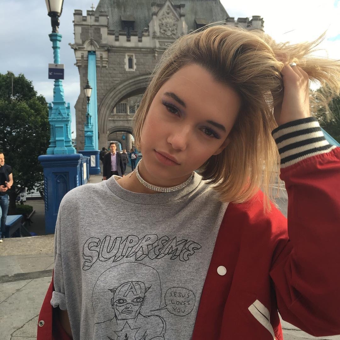 soundsnaked: https://instagram.com/p/BHvqGeFgK19/