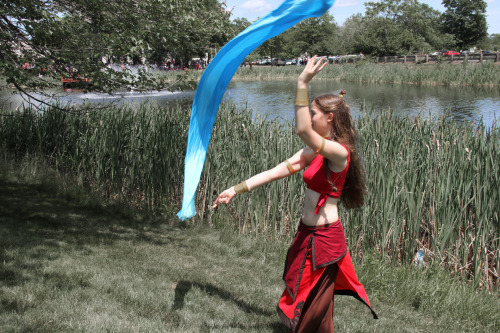 greymantleish:Katara Cosplay at AnimeNEXT 2015Cosplay (and crappy photoshop) by mePhotos by aetherst
