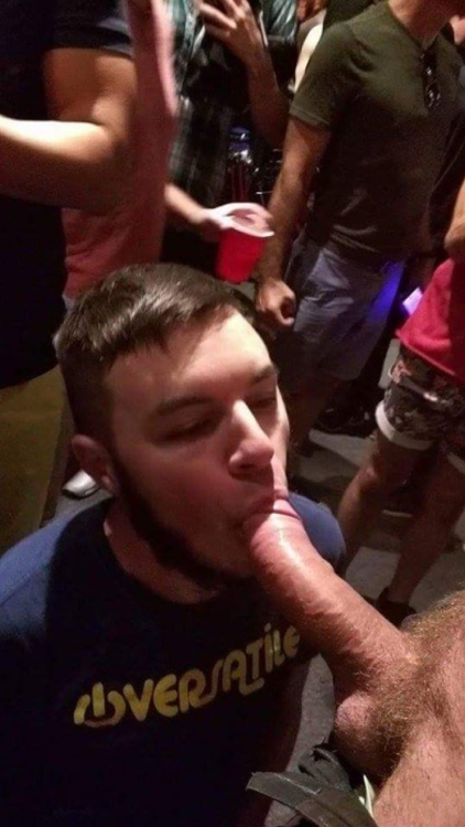 hungdownunder:  For more hot guys, follow me at:http://hungdownunder.tumblr.com/