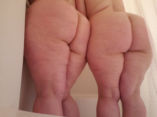 stuffed-deluxe: Mal Malloy - Sisters Shower