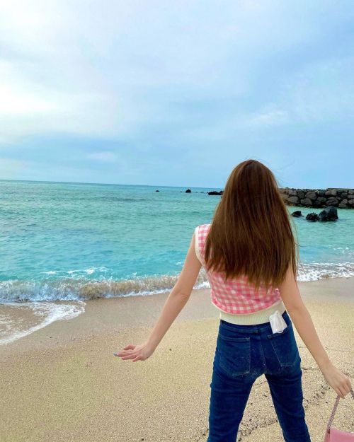 jessifanylove: jessica.syj: Belated Jeju Island photo dump VLOG uploading tonight!#jessicaland Link 